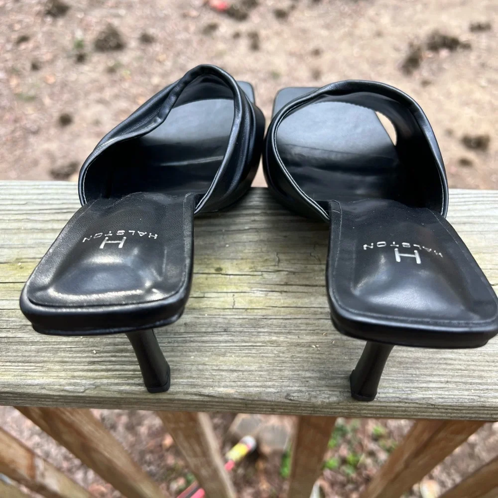 HALSTON Heritage Luanda Slip On Heel Women’s 8.5 NWT NEW